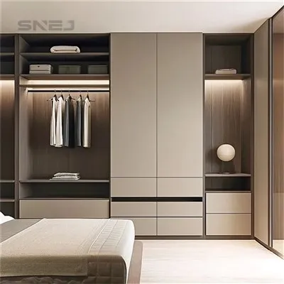 Минималистский открытый гардероб